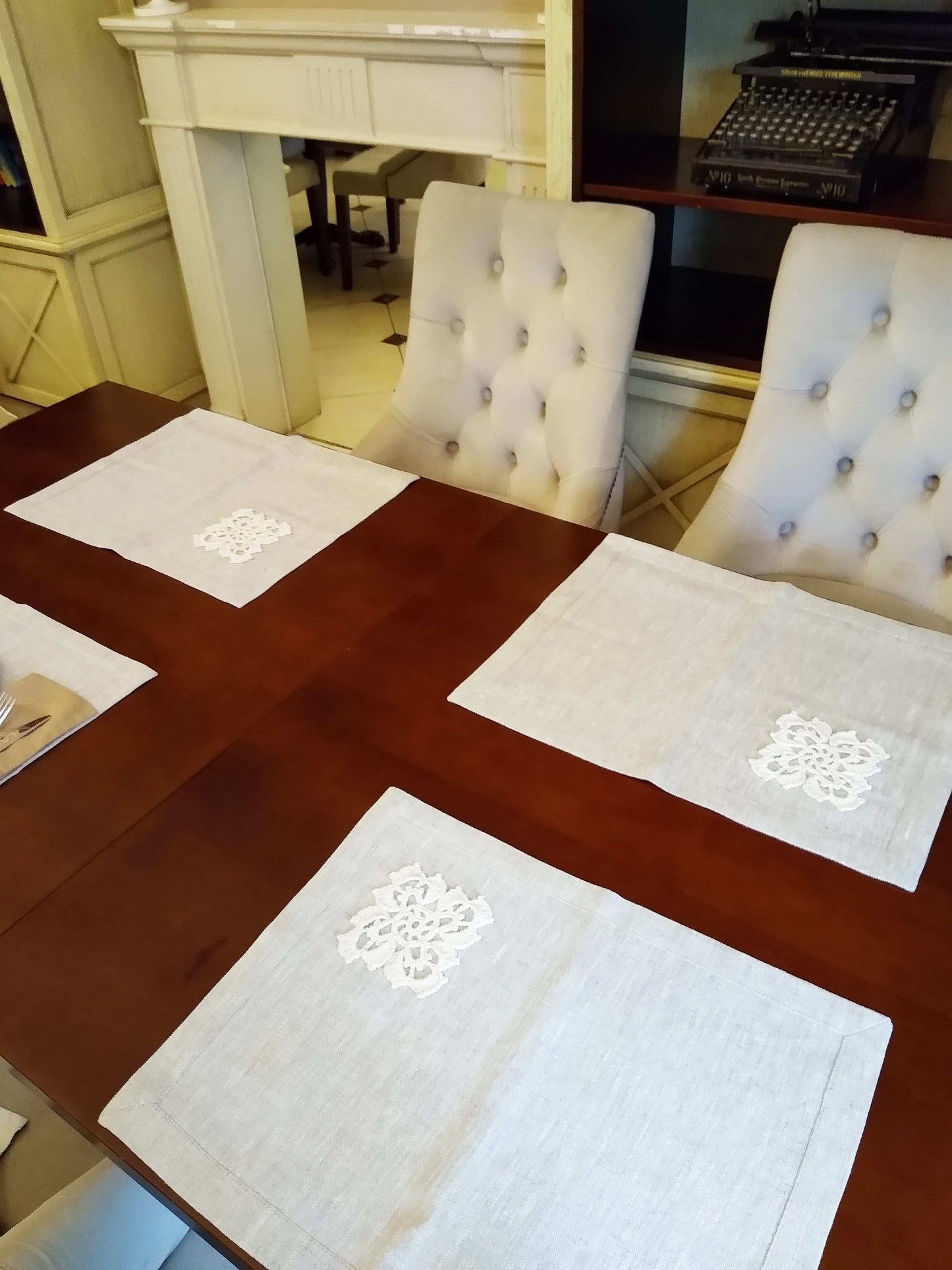 🍽️ N°89 Linen Placemat