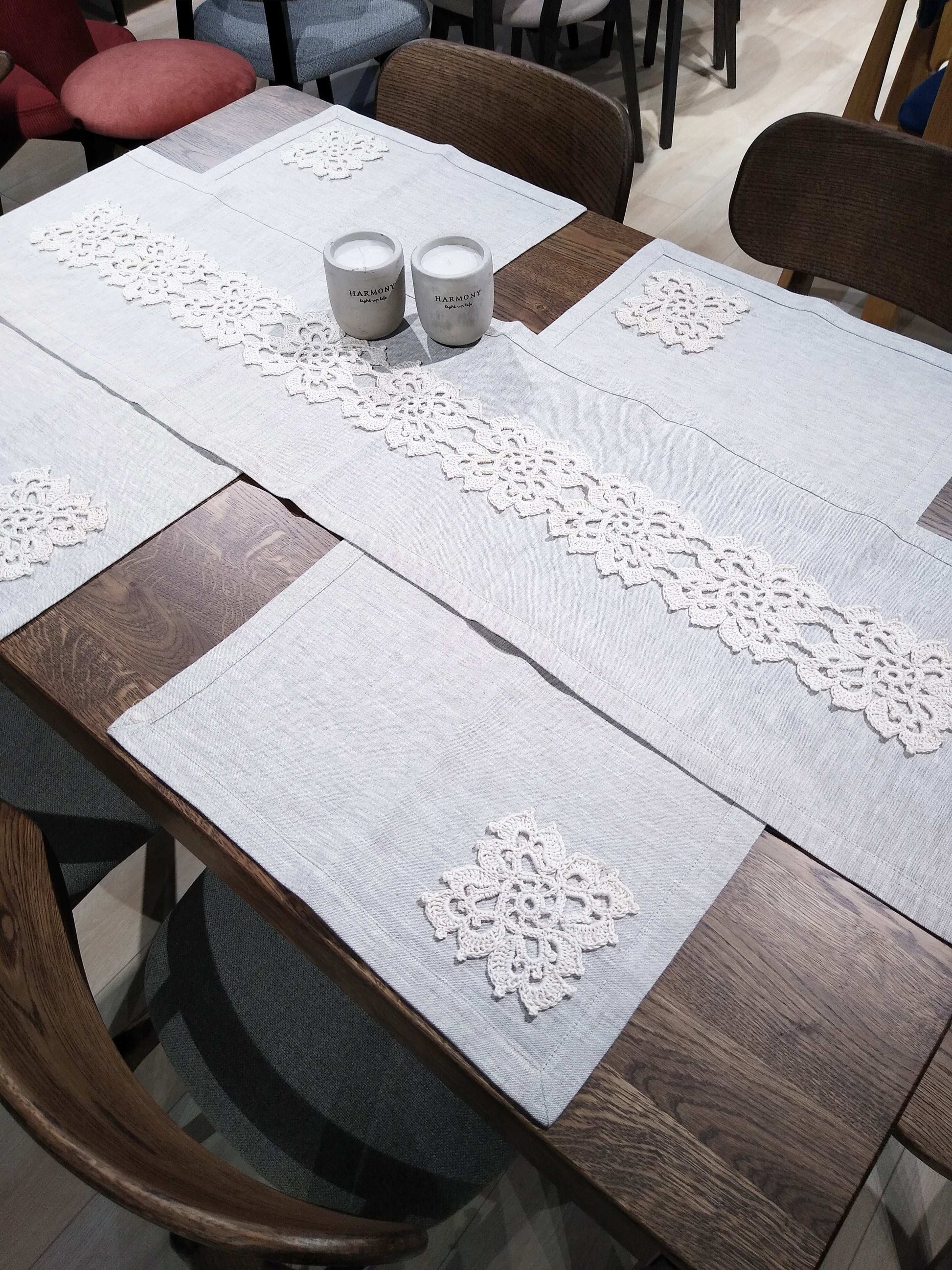┬─┬ N°88 Linen Runner