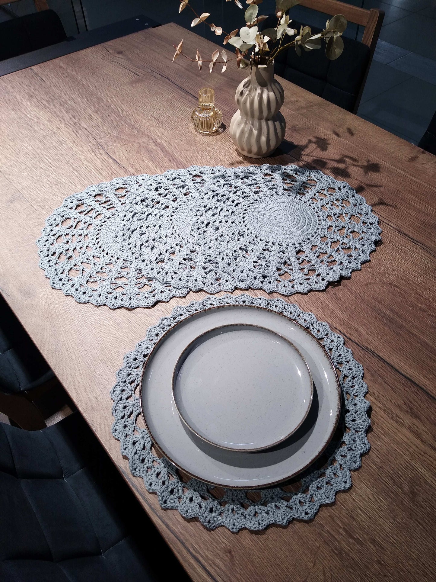 🍽️ N°2 Crochet Placemat - DecorWithTaste