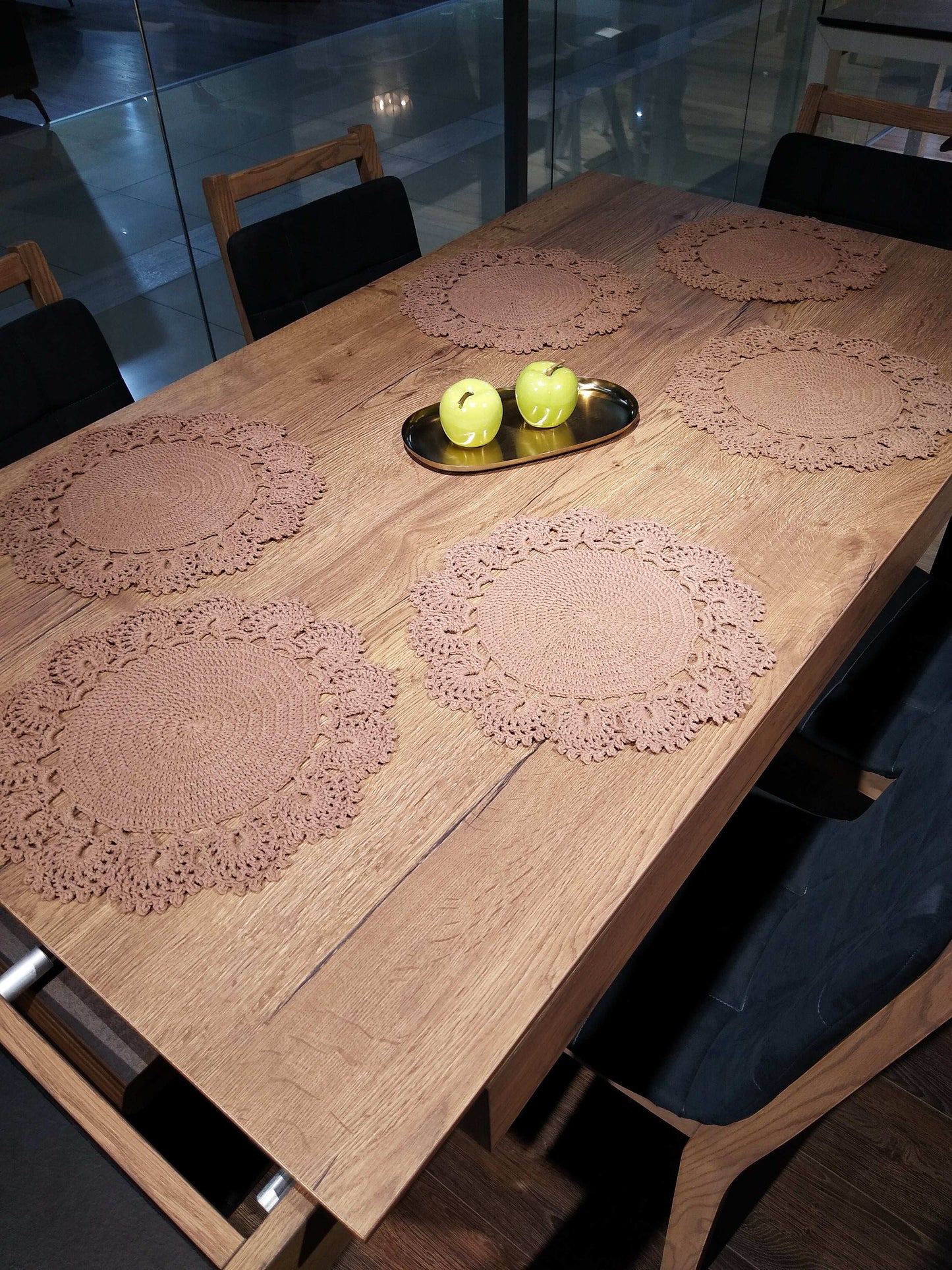 🍽️ N°5 Crochet Placemat - DecorWithTaste