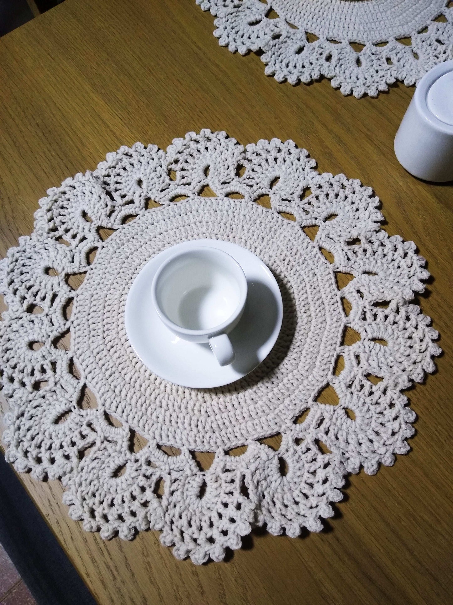 🍽️ N°31 Crochet Placemat - DecorWithTaste
