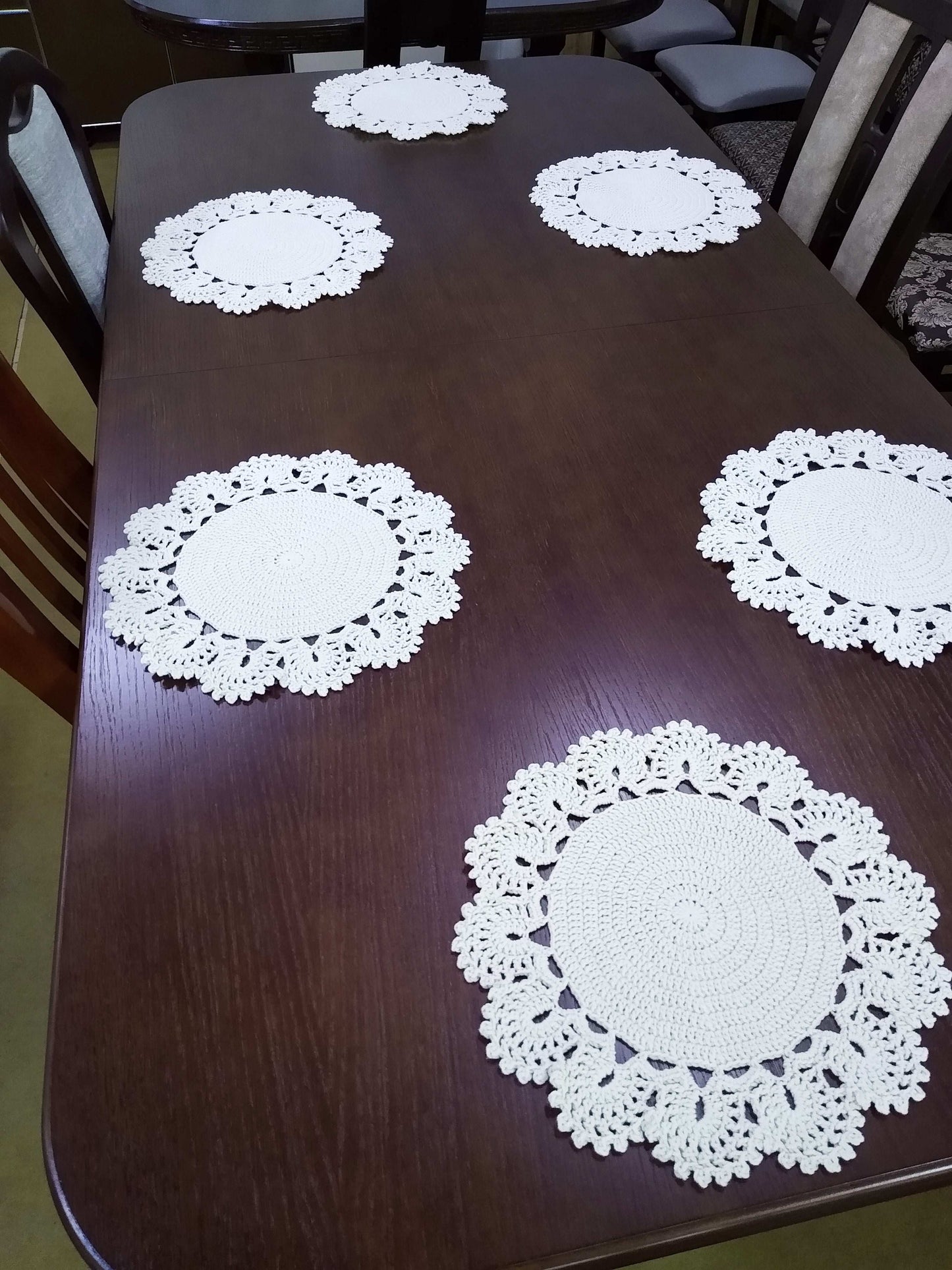 🍽️ N°31 Crochet Placemat - DecorWithTaste