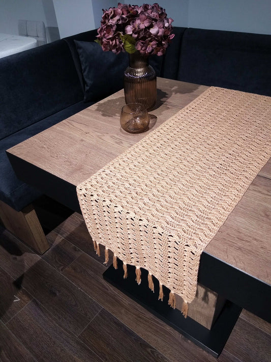 🏠 N°4 Crochet Runner - DecorWithTaste