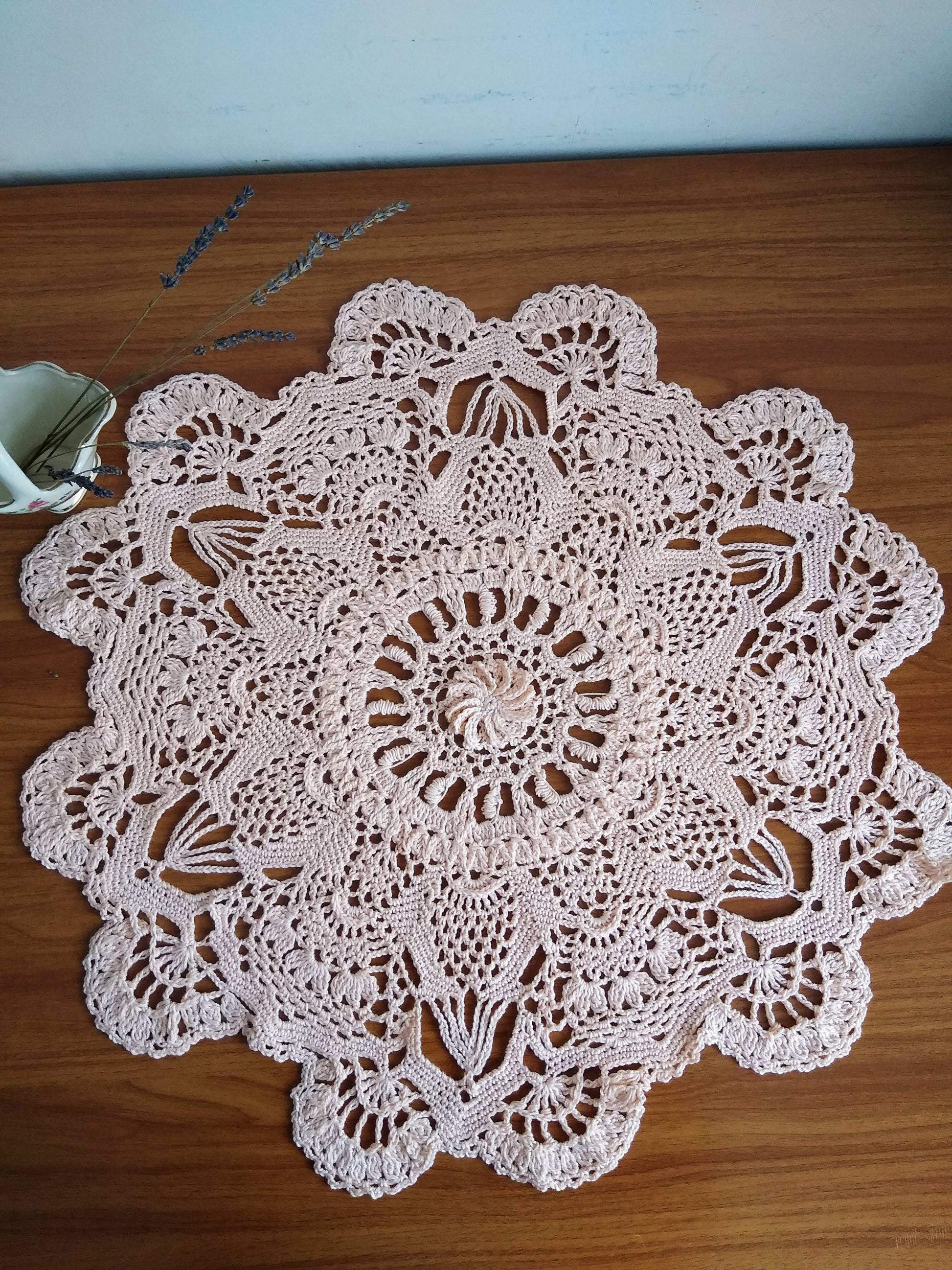 🍽️ N°10 Crochet Textured Doily - DecorWithTaste