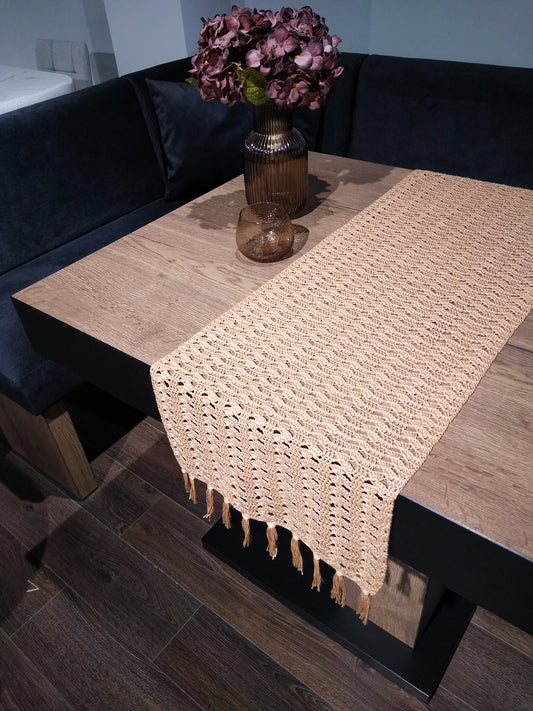 🏠 N°4 Crochet Runner