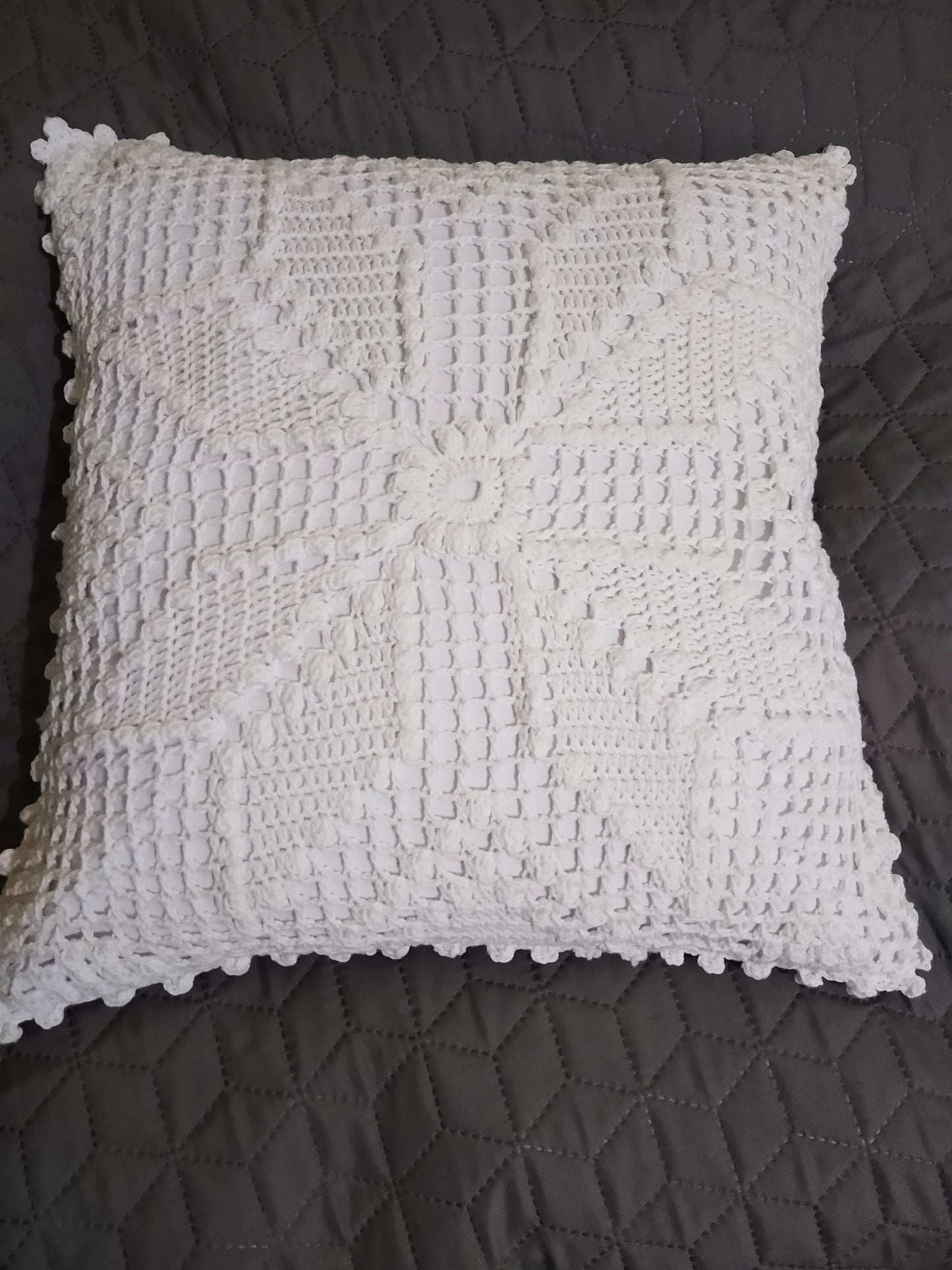 ⬜ N°129 Crochet Pillow Cover