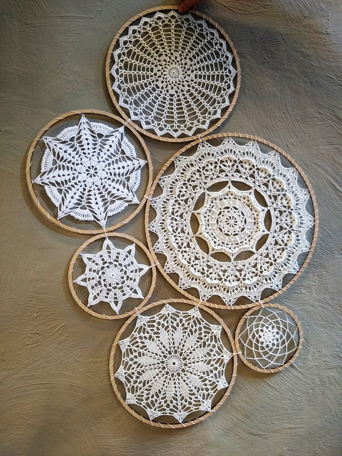 🧱 N°121 Crochet Doily Wall Decor