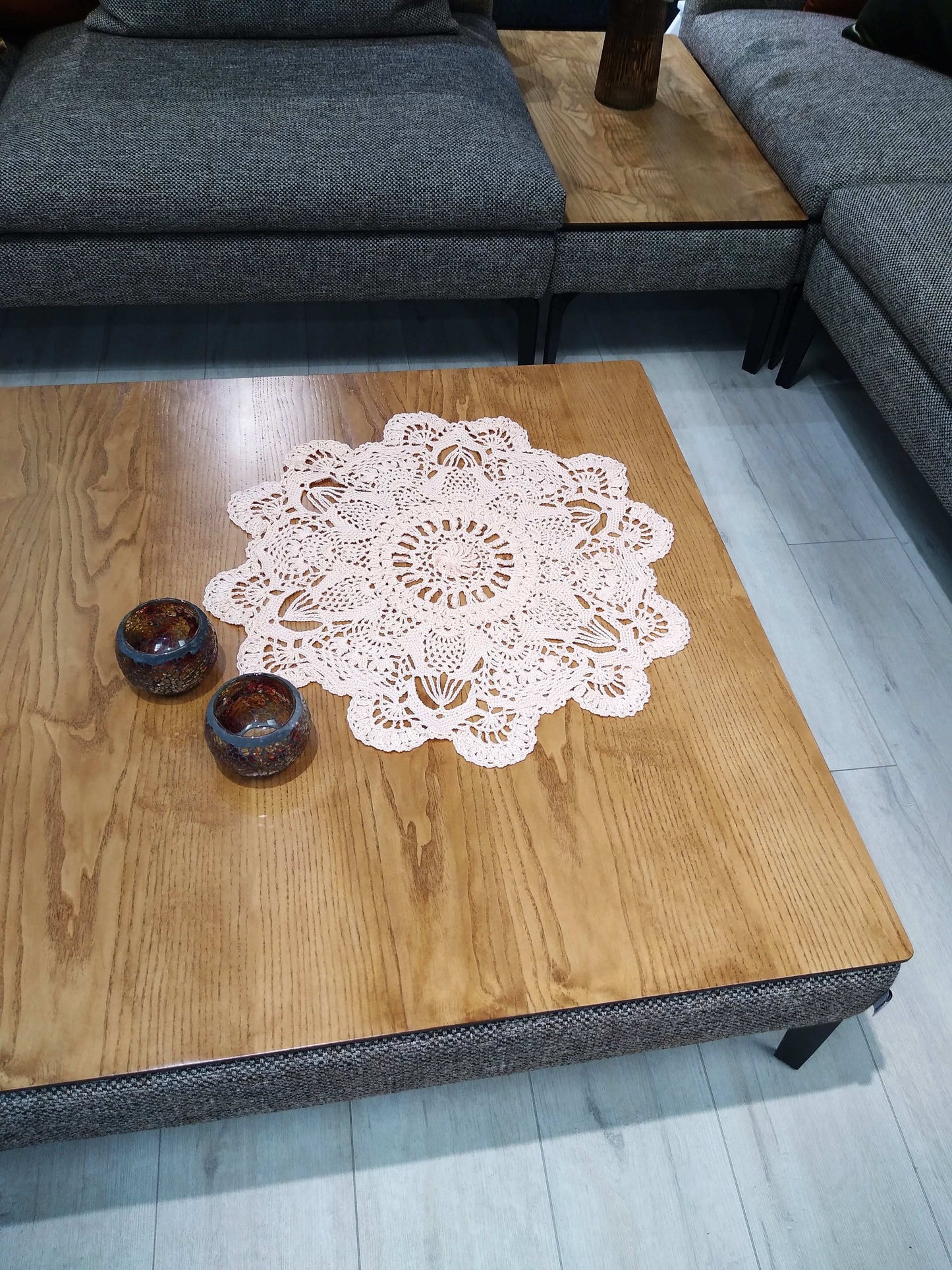 🍽️ N°10 Crochet Textured Doily - DecorWithTaste