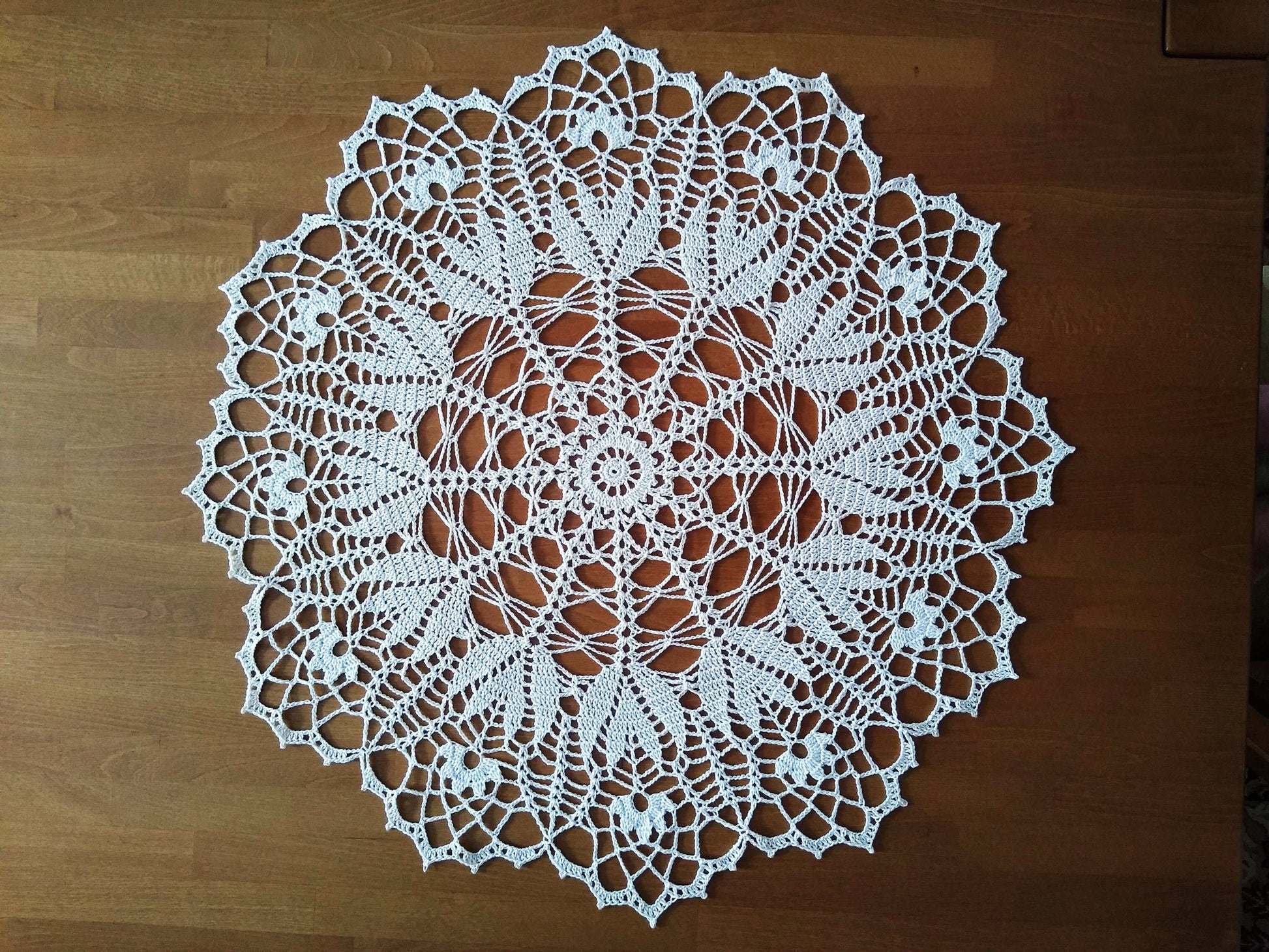 🍽️ N°24 Crochet Doily - DecorWithTaste