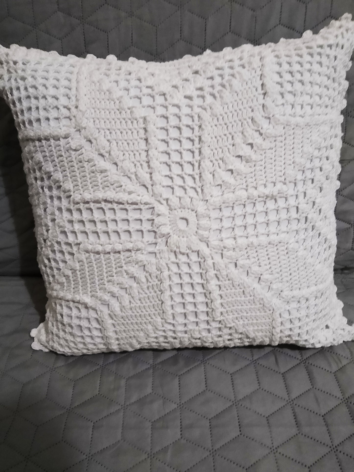 ⬜ N°129 Crochet Pillow Cover