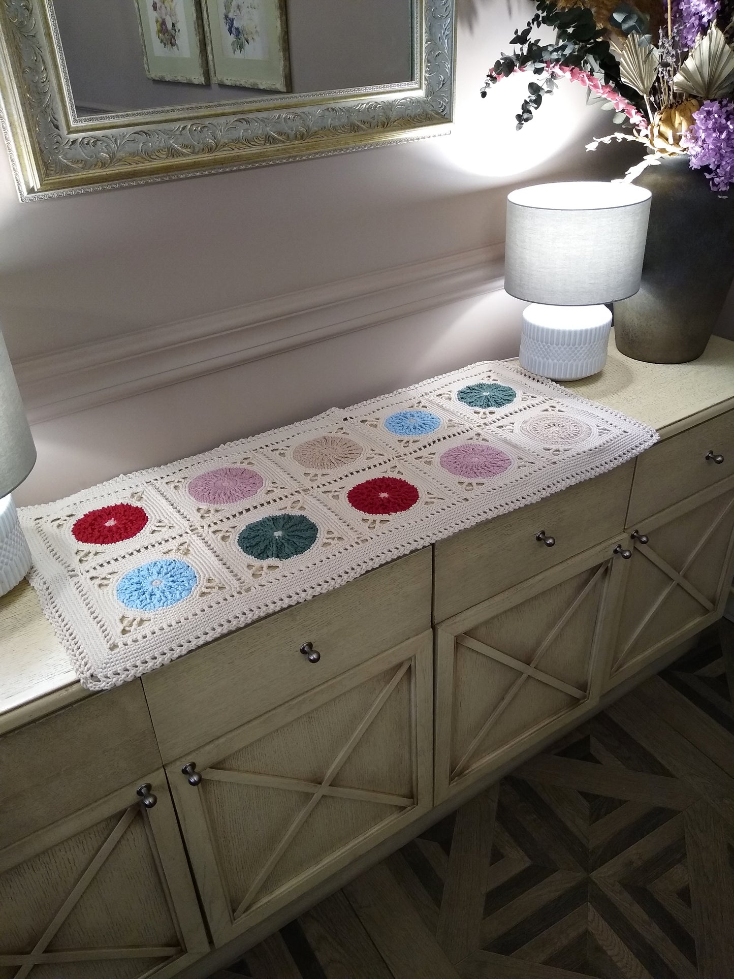┬─┬ N°14 Crochet Runner