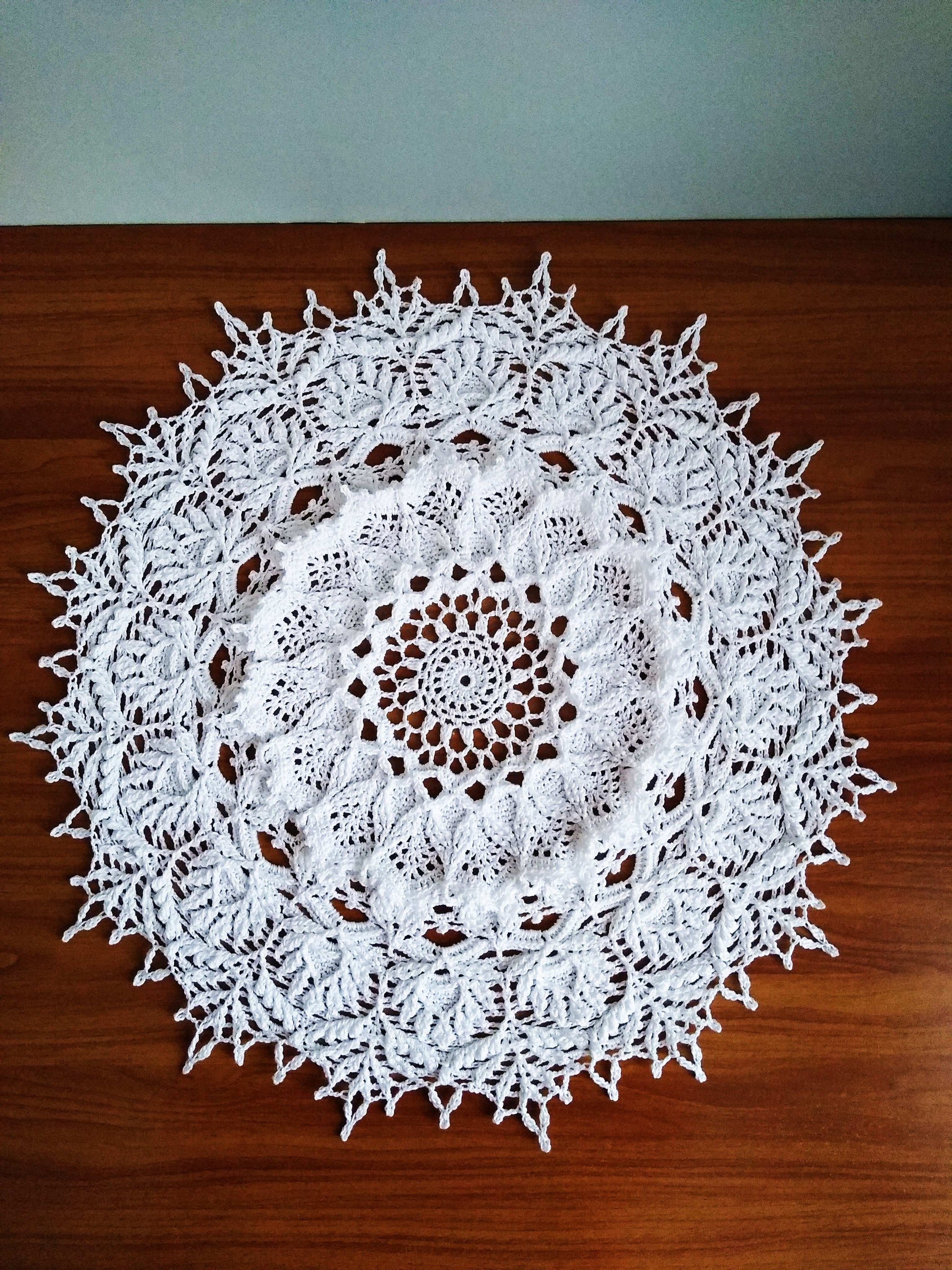 🍽️ N°21 Crochet Textured Doily - DecorWithTaste