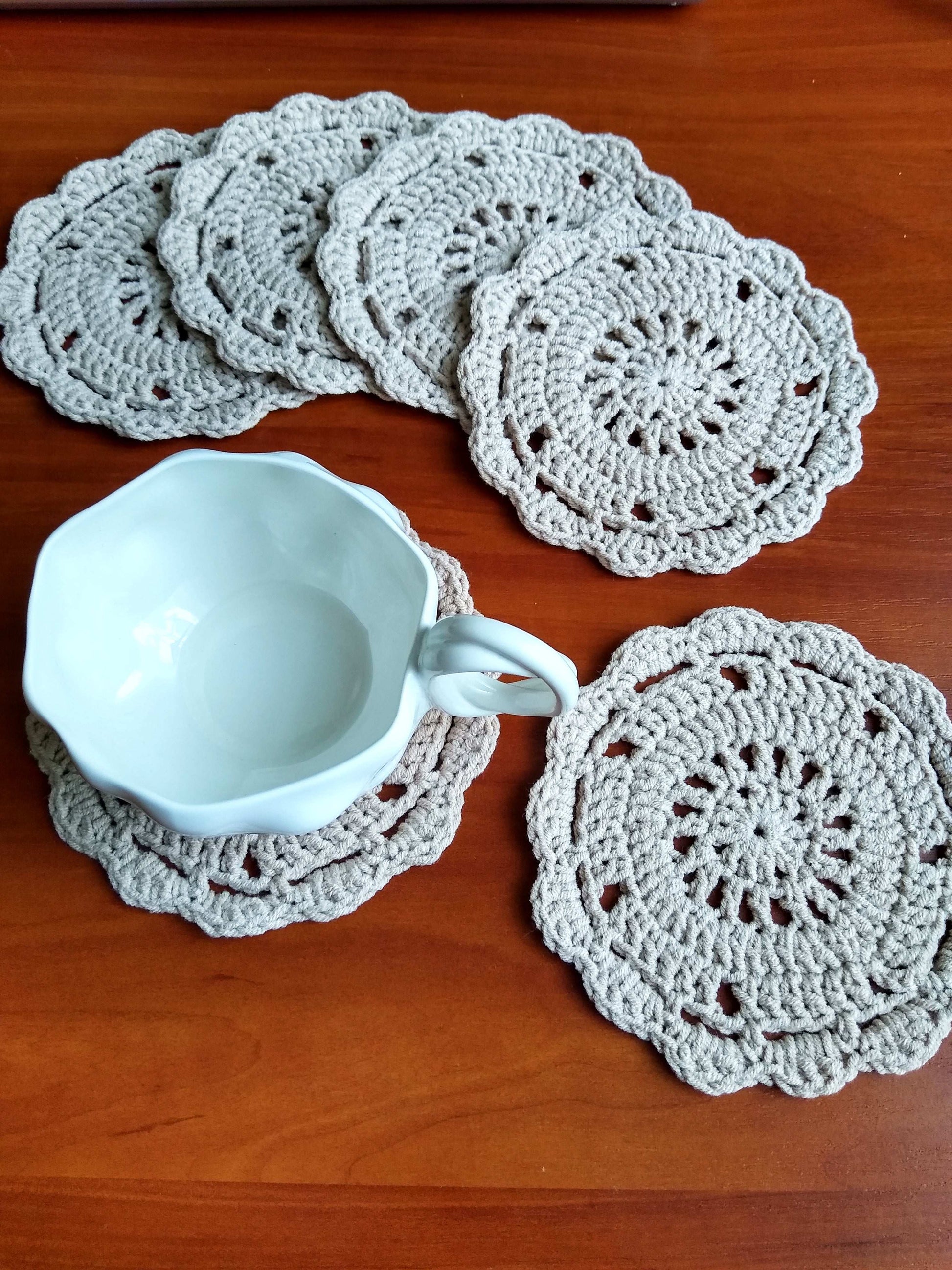 🍽️ N°8 Crochet Coasters - DecorWithTaste