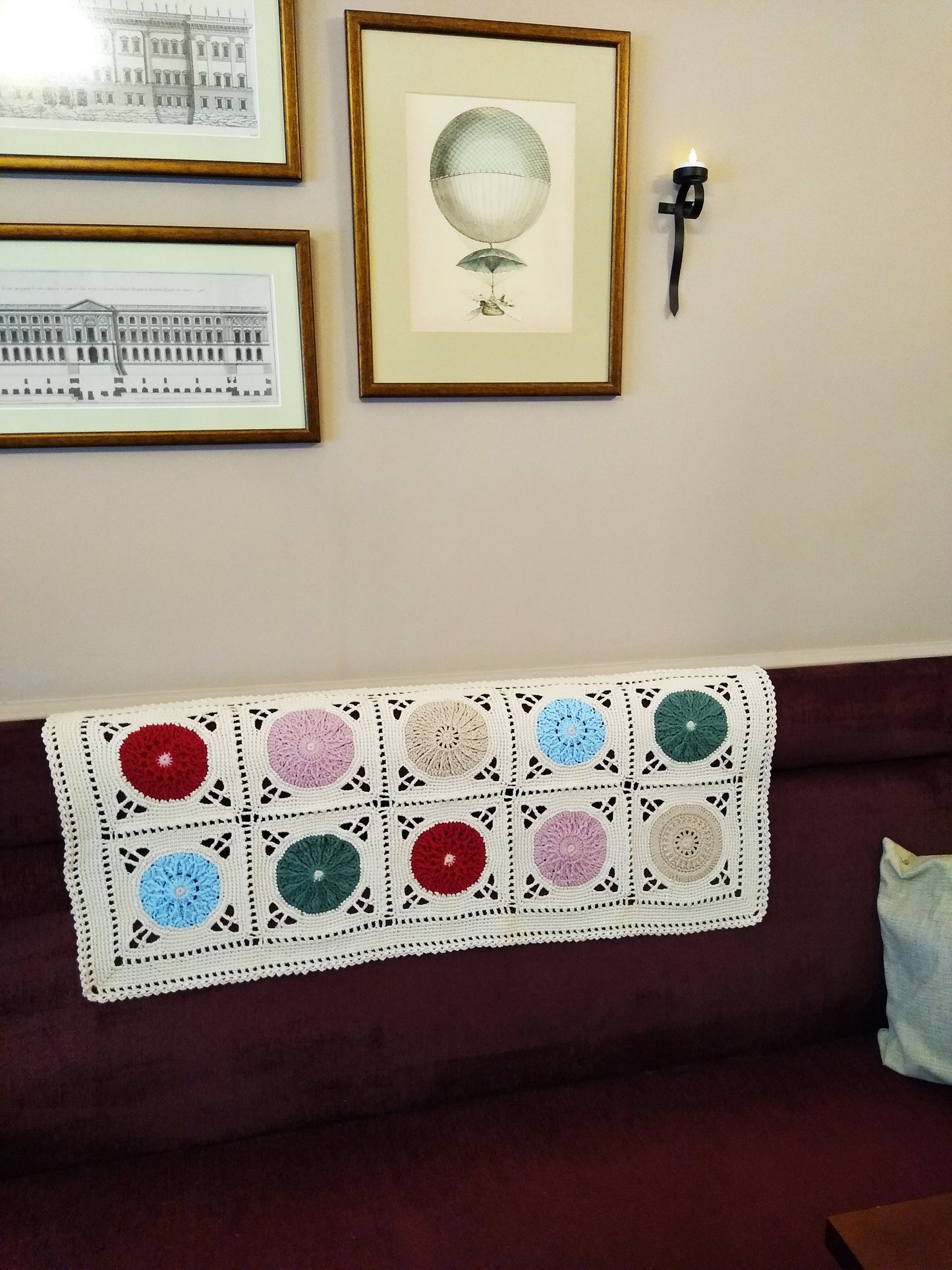 ┬─┬ N°14 Crochet Runner