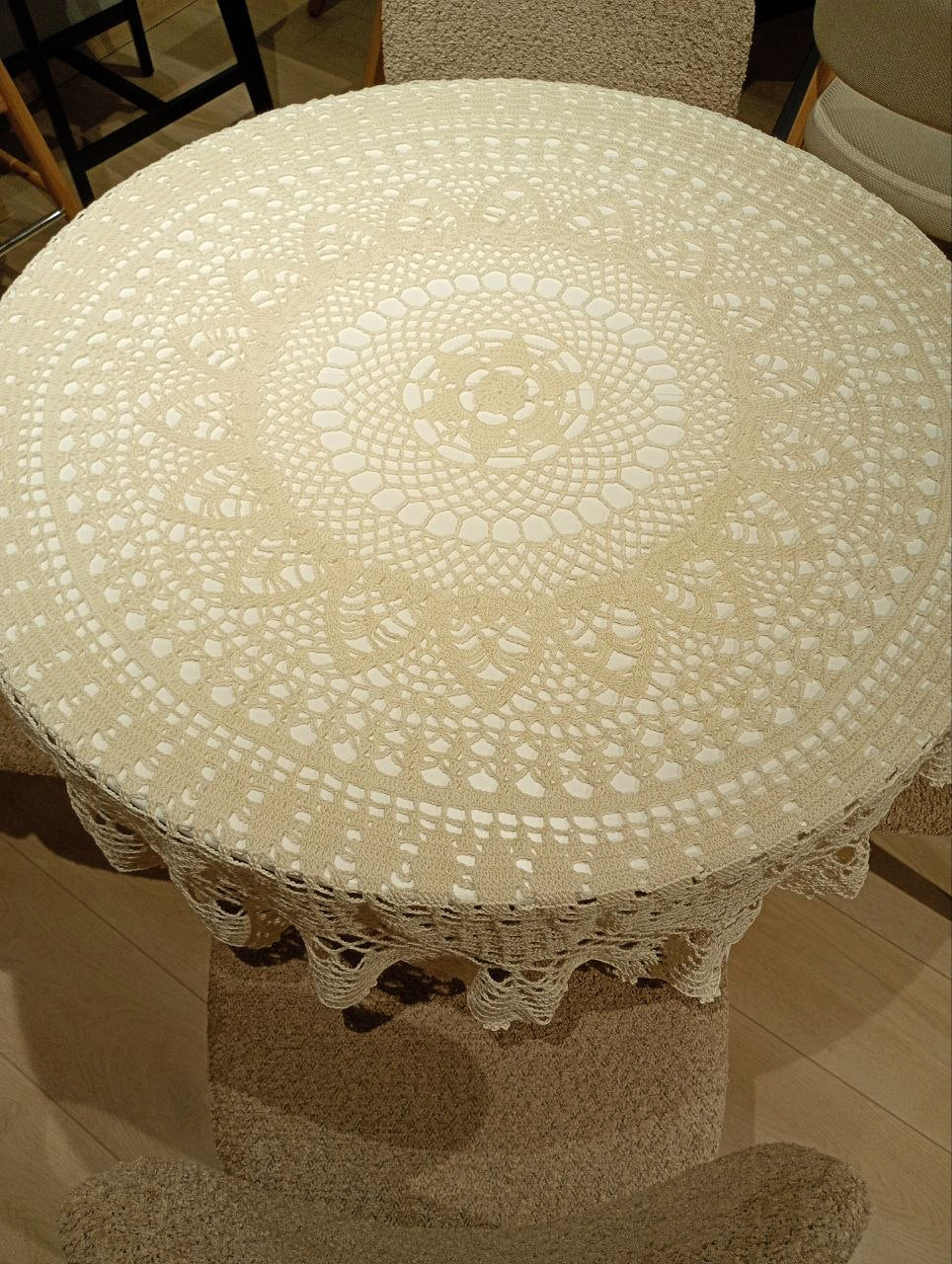 🔲 N°1 Crochet Tablecloth