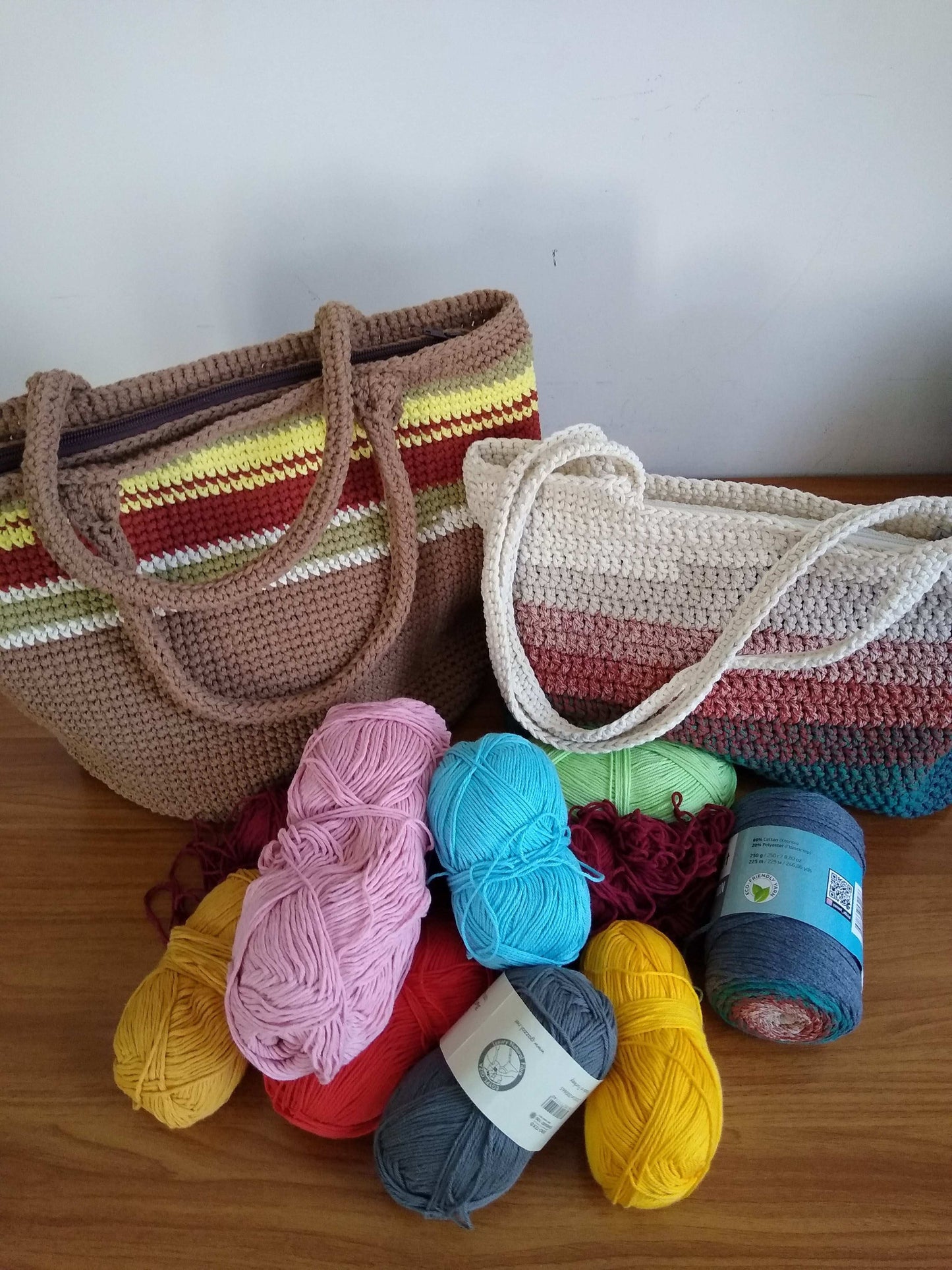 👝 N°41 Crochet Hand Bag - DecorWithTaste