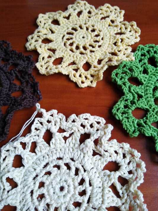 🍽️ N°36 Crochet Coasters